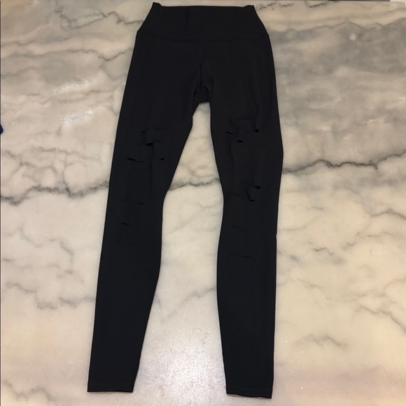 ALO Ripped Warrior Leggings - Black - Picture 3 of 6